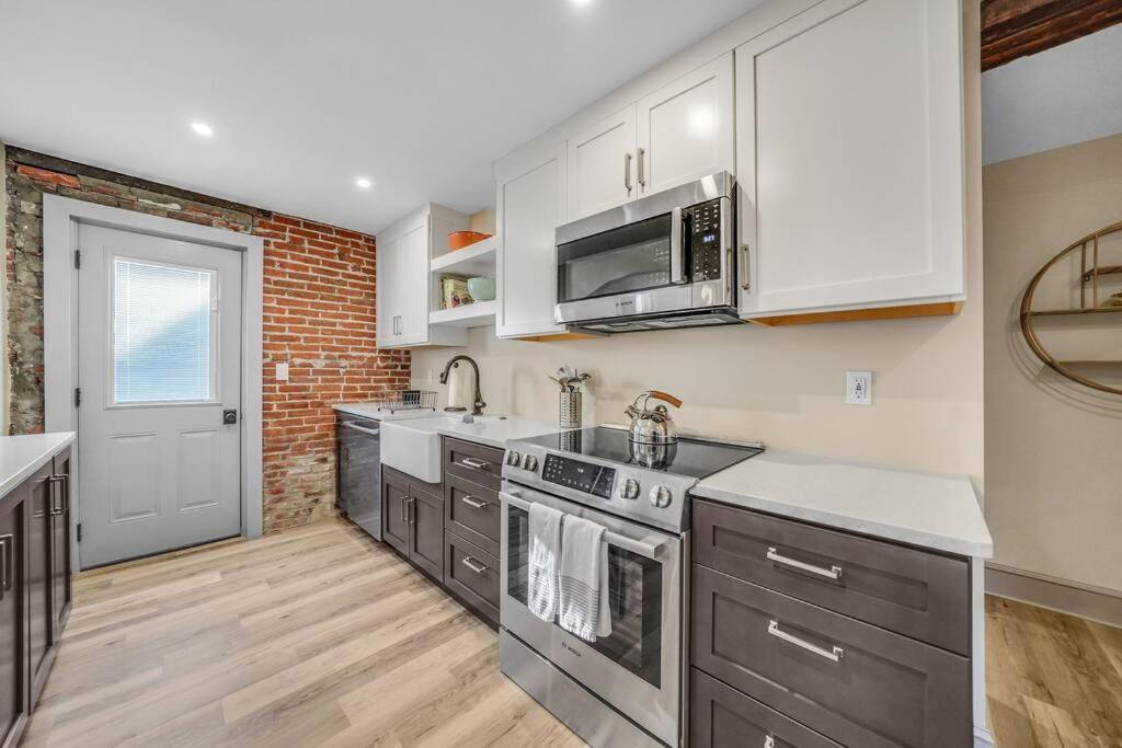 Luxury Apartment In Historic Carriage House Kennett Square Bagian luar foto