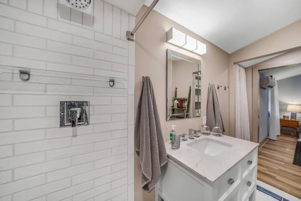 Luxury Apartment In Historic Carriage House Kennett Square Bagian luar foto