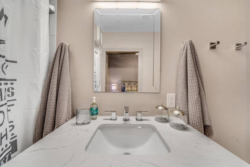Luxury Apartment In Historic Carriage House Kennett Square Bagian luar foto